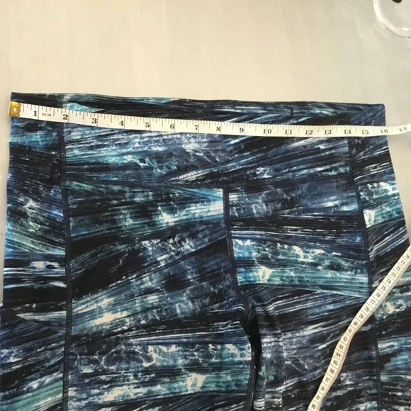 Lululemon Speed Up Crop leggings Shorelines Multi Blue lightweight  SZ 12 - Picture 4 of 16